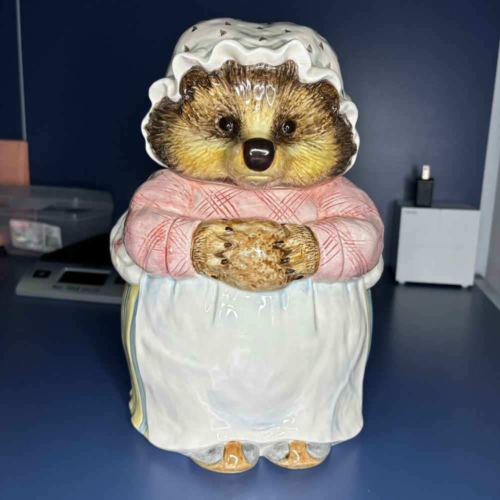 Beatrix Potter Tale Of Mrs Tiggy Winkle Cookie Jar 90s Enesco Granny Decor